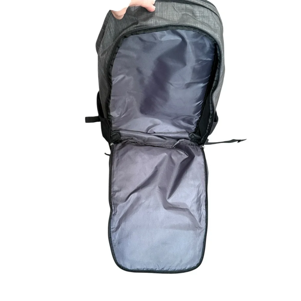 Thule‎ Stravan Backpack Gray 16 Inch Laptop Sleeve Travel Work Commuter Bag